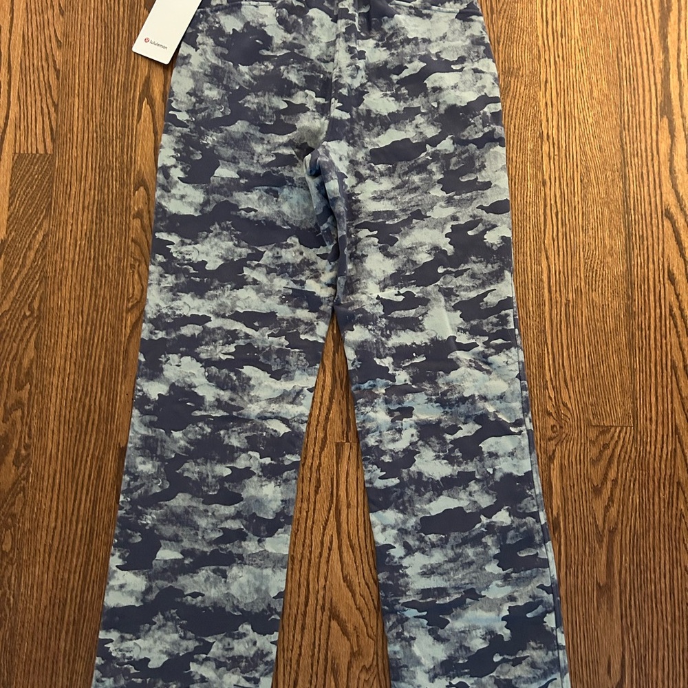 NWT Lululemon Loungeful Straight Leg Pant Womens Size 6 Dark Blue Camo High Rise